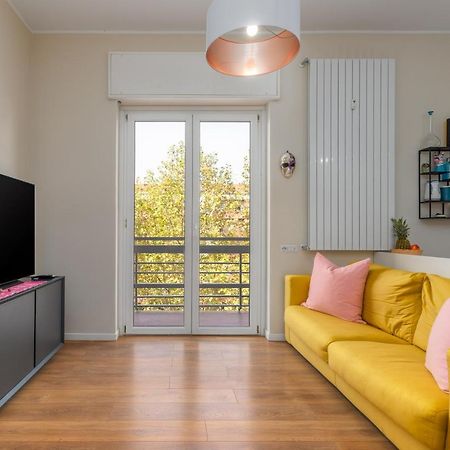 Maiolica Apartment - Free Parking And Great Connection To Linate And Duomo Milánó Kültér fotó