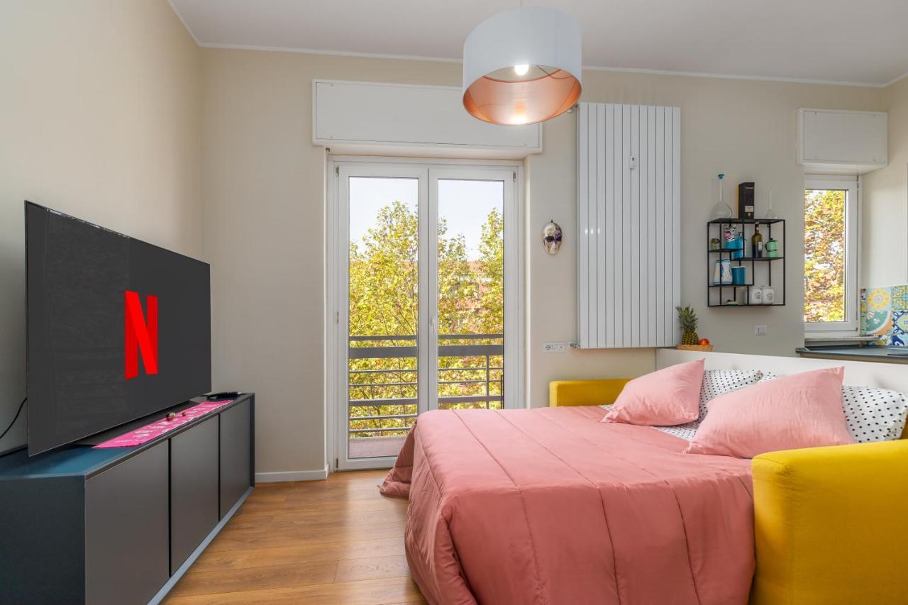 Maiolica Apartment - Free Parking And Great Connection To Linate And Duomo Milánó Kültér fotó