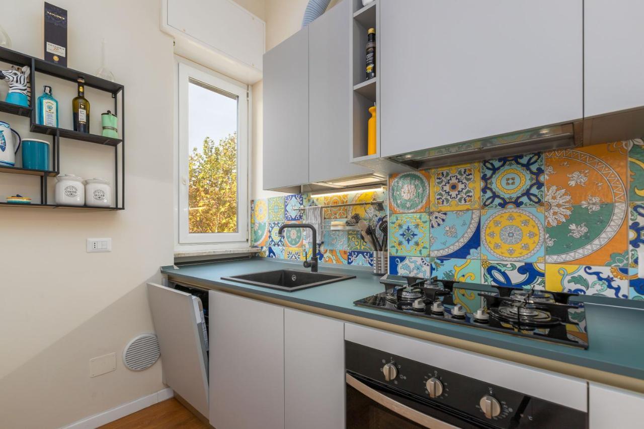 Maiolica Apartment - Free Parking And Great Connection To Linate And Duomo Milánó Kültér fotó